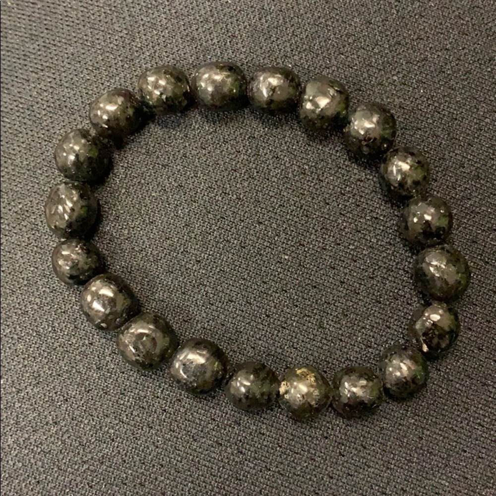 Black stone brazalete